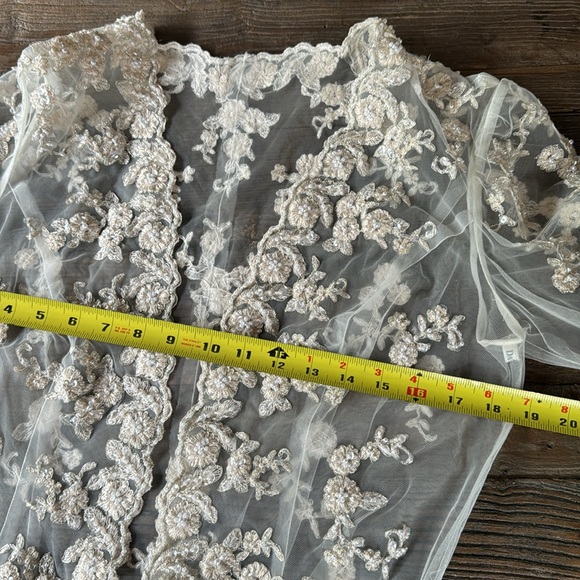 Bridal long  trained long sleeved over jacket with floral beading & bustles M/L - Picture 14 of 16
